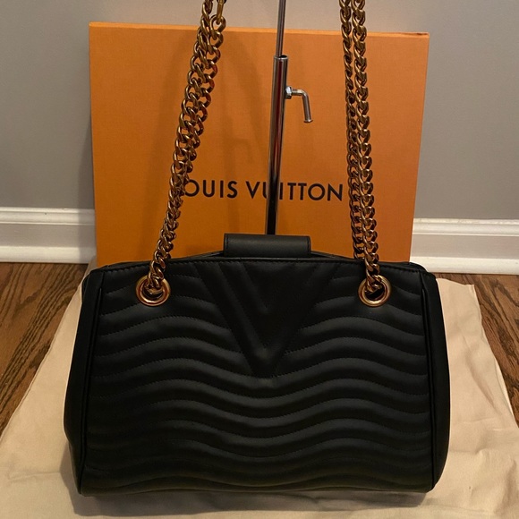 **TRADED** Louis Vuitton New Wave Bag - Picture 3 of 11